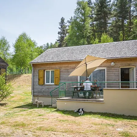 Les Chalets De La Vallee Du Bes Saint-Juéry Exterior foto